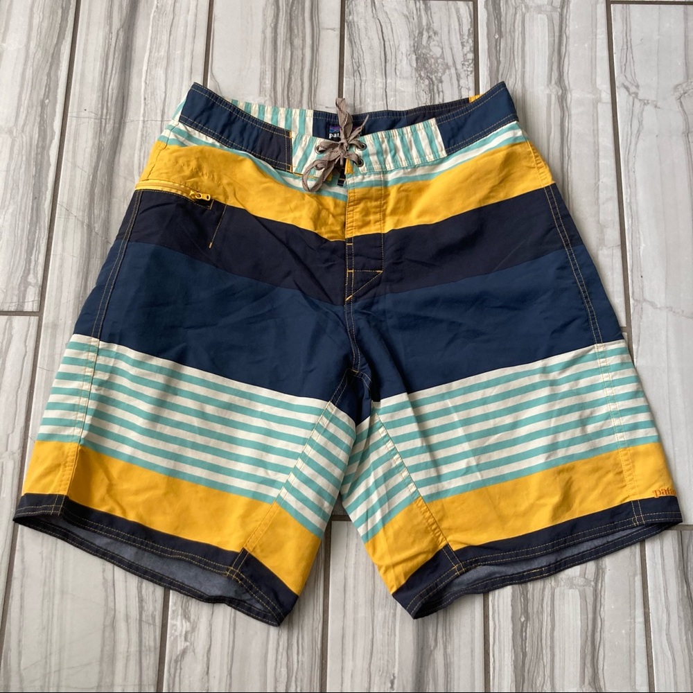 Patagonia board shorts. EUC